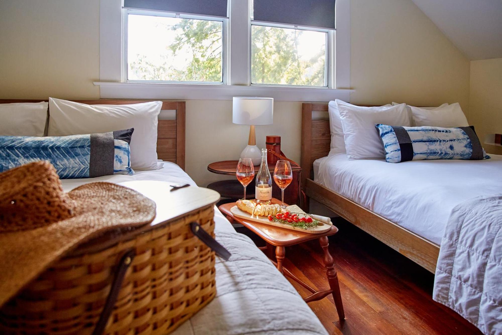 Mine And Farm, The Inn At Guerneville, Ca Oda fotoğraf